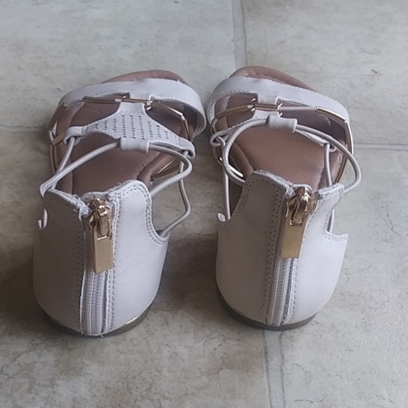 Sandals - Picture 2 of 3